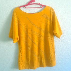 yellow tshirt
